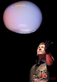 Шоу-спектакль мыльных пузырей Bombolla
