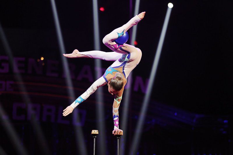 Олеся Федотова получила серебряную награду V Международного циркового фестиваля