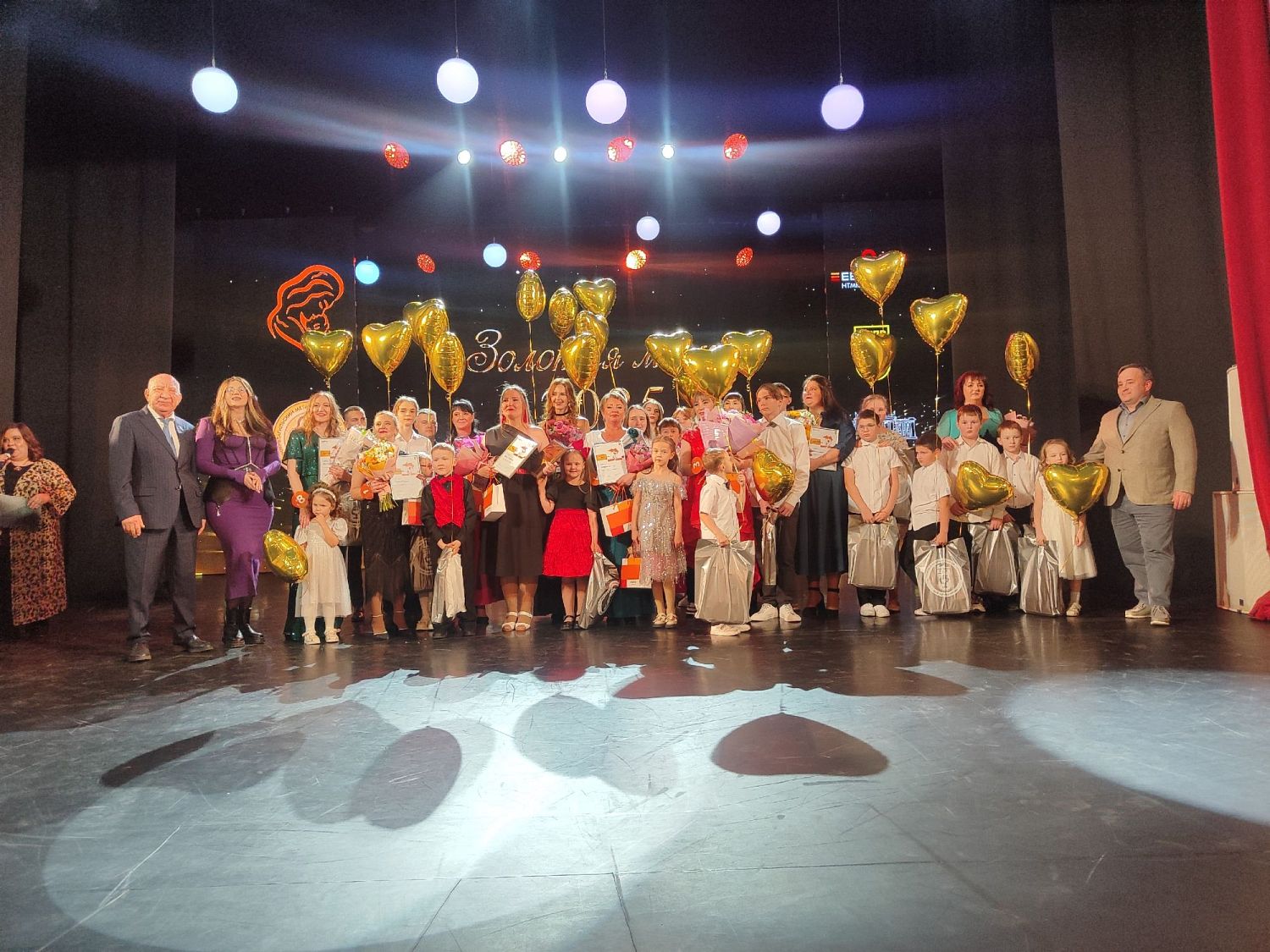 Важны на производстве, незаменимы дома: «Золотые мамы-2025»